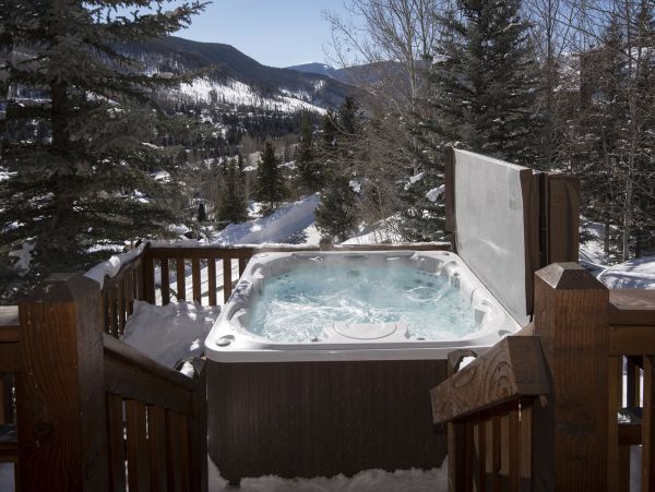 Luxury Vail Four Bedroom Ski Vacation Home-Sleeps 12 Guests