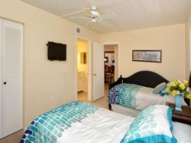 What a Great 2 Bedroom Vacation Condo Rents Year Round What a Great 2 Bedroom Vacation Condo Rents Year Round