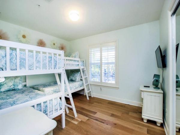 Beautiful Captiva Vacation Rental Home Private Pool & Spa