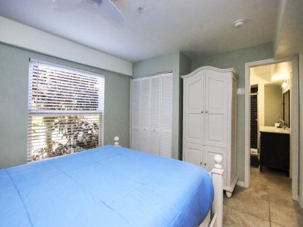 Beautiful Captiva Vacation Rental Home Private Pool & Spa