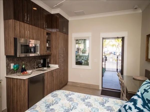 Suite 2