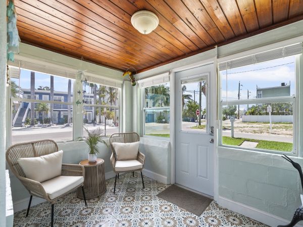 Anna Maria Island 3 Bedroom Plus Bonus Room Vacation Rental