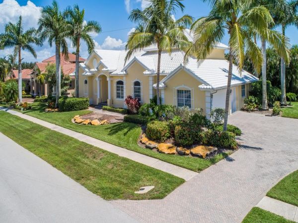 Upscale Marco Island Vacation Home on Canal