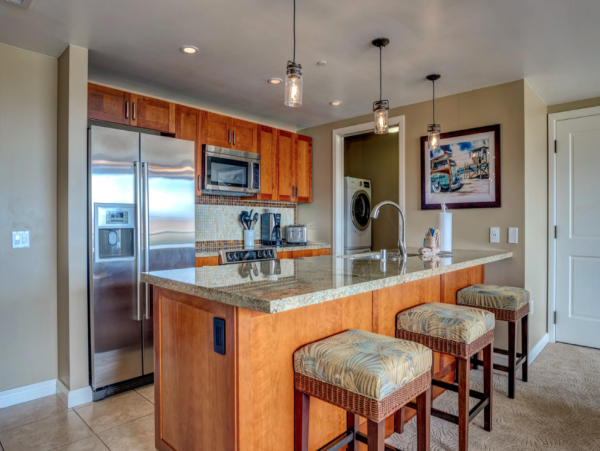 Luxury Two Bedroom Maui Ocean View Vacation Rental