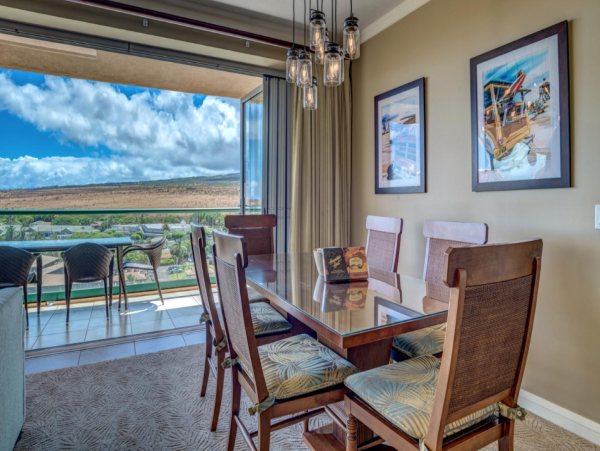 Luxury Two Bedroom Maui Ocean View Vacation Rental