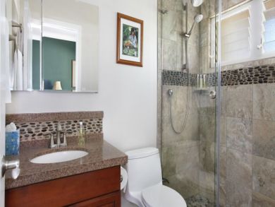 Princeville Spacious Vacation Pool Home Sleeps 12 Guests