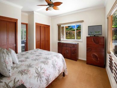 Princeville Spacious Vacation Pool Home Sleeps 12 Guests