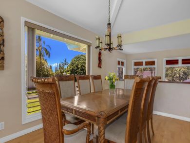 Princeville Spacious Vacation Pool Home Sleeps 12 Guests