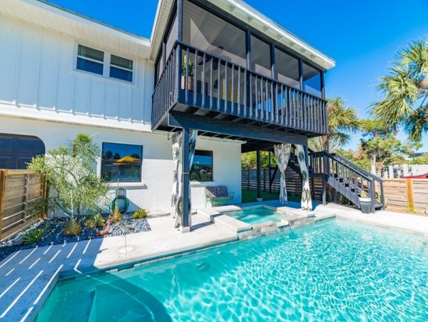 Anna Maria Island North End Vacation Rental Walk To Beach