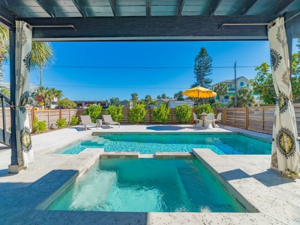 Anna Maria Island North End Vacation Rental Walk To Beach
