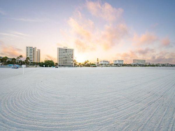 Siesta Key Vacation Rental Condo - One Bedroom Beachfront Vacation Rental