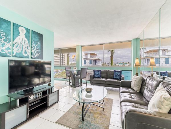 Siesta Key Vacation Rental Condo - One Bedroom Beachfront Vacation Rental