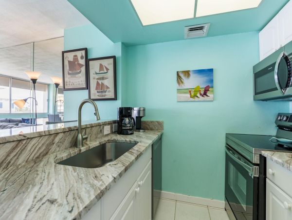 Siesta Key Vacation Rental Condo - One Bedroom Beachfront Vacation Rental