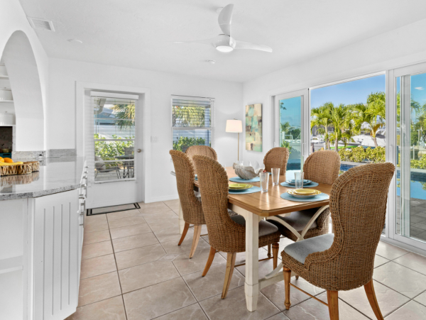 Waterfront Rental Close to Anna Maria with a Boat Dock