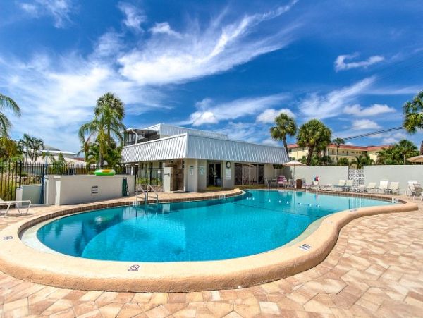 Walk Out Onto the Sandy beach of Siesta Key