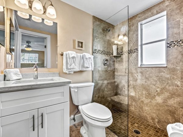 Siesta Key Home With Two Pools Near Crescent Beach