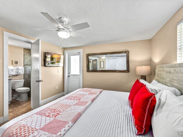 Siesta Key Home With Two Pools Near Crescent Beach