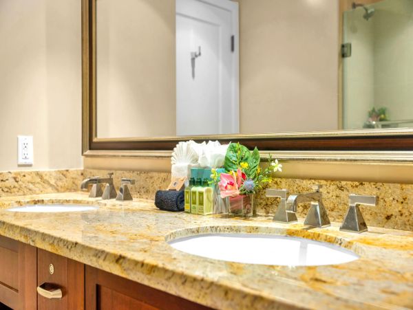 Maui Oceanfront Vacation Rental - Kaanapali Beach Luxury Condo