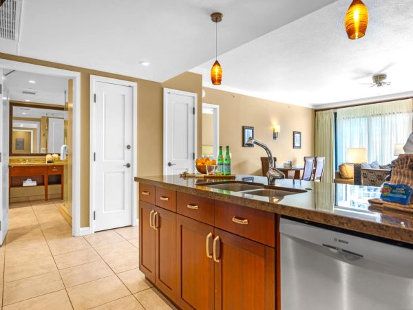 Maui Oceanfront Vacation Rental - Kaanapali Beach Luxury Condo