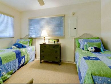 Close to Bean Point Anna Maria 2 Bedroom Home - Lagoon Pool
