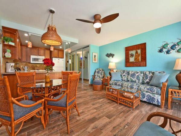 A Great Two Bedroom Sleeps Six Walk Out Views of Pacific