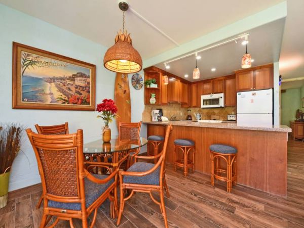 A Great Two Bedroom Sleeps Six Walk Out Views of Pacific