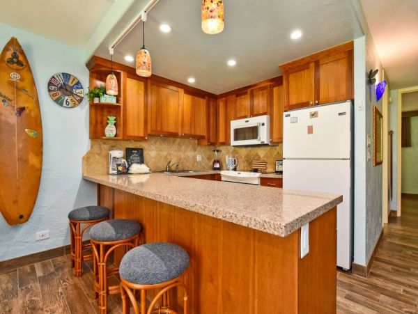 A Great Two Bedroom Sleeps Six Walk Out Views of Pacific
