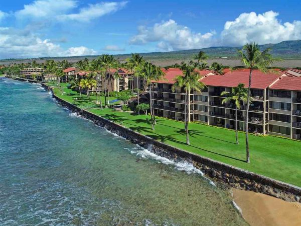 A Great Two Bedroom Sleeps Six Walk Out Views of Pacific
