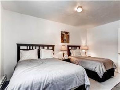 Bedroom 2 - Queen and Twin Bed