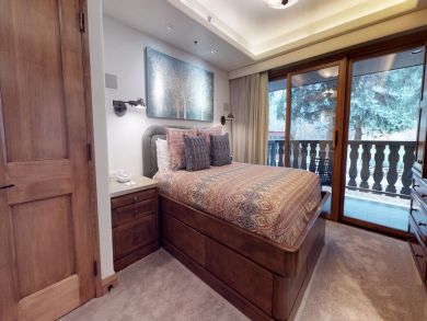 Ski in Ski Out One Bedroom Condo in Vail