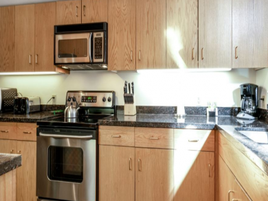 Walk to Lift 4 Bedroom Vacation Condo in Vail