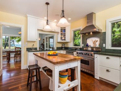 Equipped Kitchen