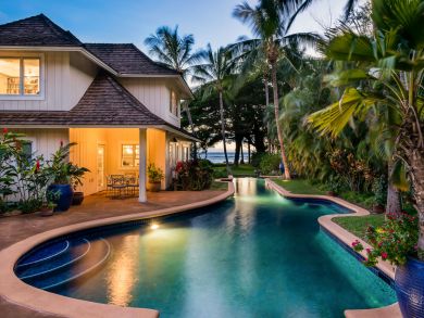 Lahaina Luxury Vacation Beachfront Home West Maui