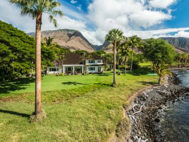 Lahaina Luxury Vacation Beachfront Home West Maui
