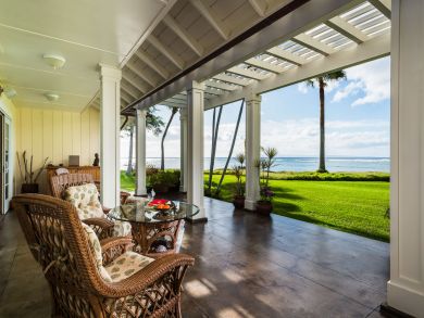 Lahaina Luxury Vacation Beachfront Home West Maui