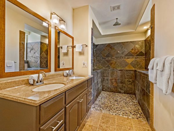 Kaanapali Vacation Home Sleeps 12!