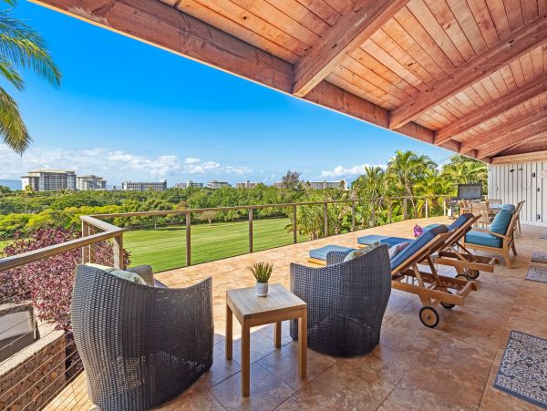 Kaanapali Vacation Home Sleeps 12!