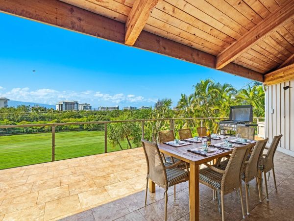 Kaanapali Vacation Home Sleeps 12!