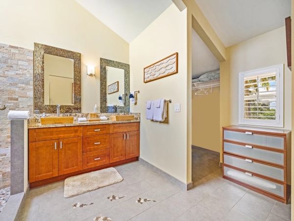 Kaanapali Vacation Home Sleeps 12!