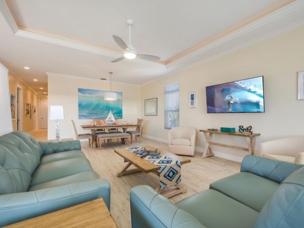 Siesta Key 4 Bedroom Private Home with Heated Pool & Cabana