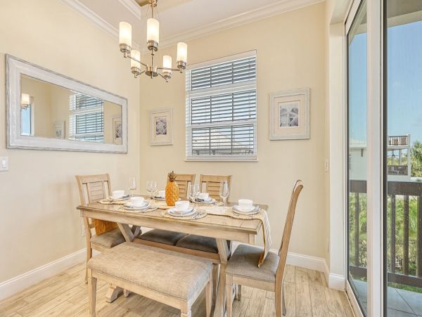 Luxury Siesta Key Vacation Cottage Sleeps 12 Guests