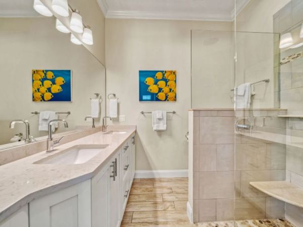 Siesta Key Vacation Rental with Pool Steps to Siesta Beach