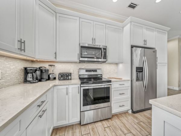 Siesta Key Vacation Rental with Pool Steps to Siesta Beach