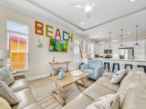 Siesta Key Vacation Rental with Pool Steps to Siesta Beach