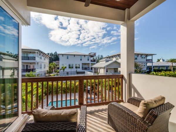 Siesta Key Vacation Home Comprising of 2 Units Sleeps 24
