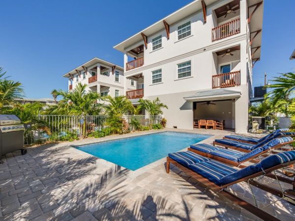 Siesta Key Vacation Home Comprising of 2 Units Sleeps 24