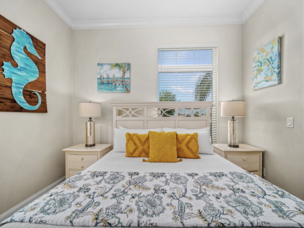 Siesta Keys Most Spectacular Vacation Rental Home with Pool