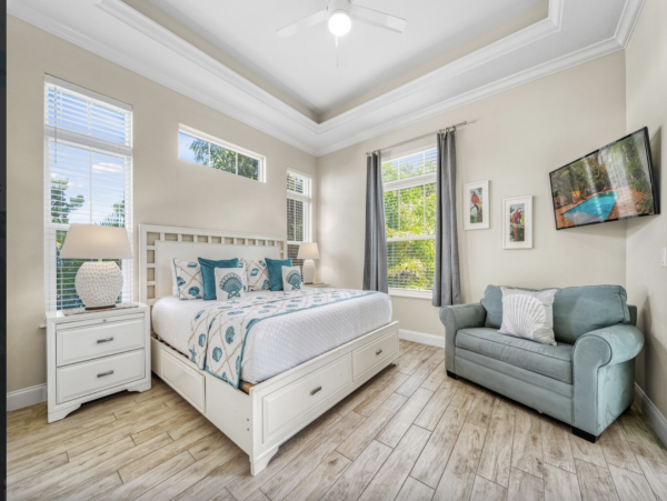 Siesta Keys Most Spectacular Vacation Rental Home with Pool