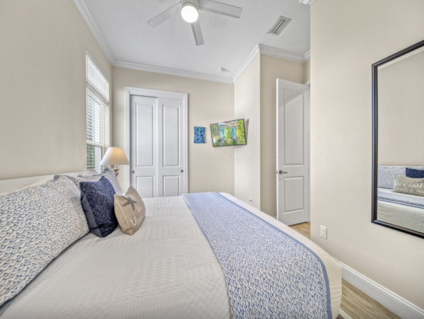Siesta Keys Most Spectacular Vacation Rental Home with Pool