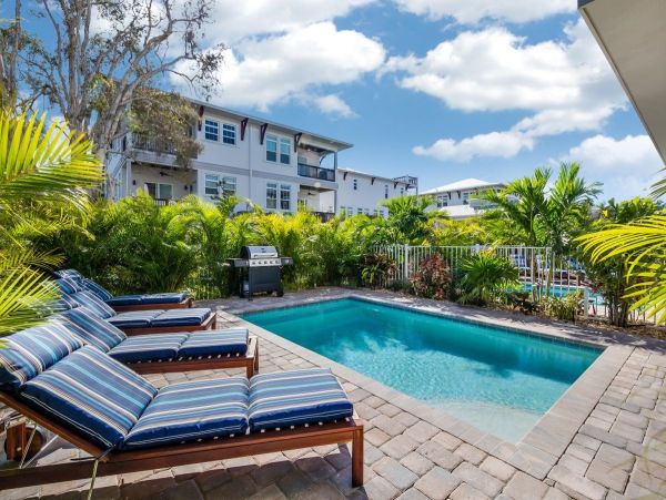 Siesta Key Luxury 8 Bedroom Vacation Home Sleeps 26 Guests